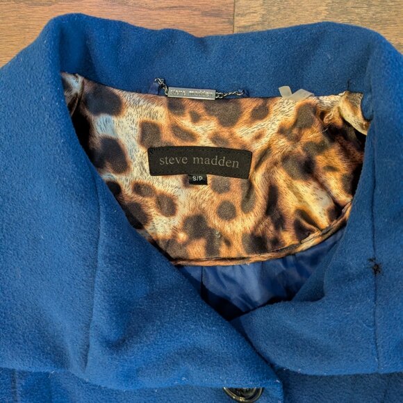 Blue Coat - Picture 4 of 4